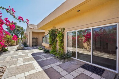 4-web-or-mls-Oak Tree Dr-1004-002