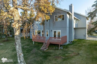 4-Exterior Back 20201016-DW-0682