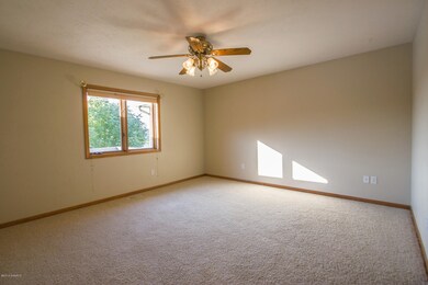 2154 Creekside Dr SW unit 2160, Byron Center, MI 49315 - photo 4