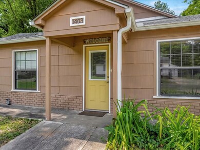 1403 Virginia Ave, Nacogdoches, TX 75964 - photo 4