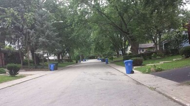 unlisted-address, Carpentersville, IL 60110 - photo 2