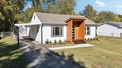 220 W Memphis St, Broken Arrow, OK 74012 - photo 3