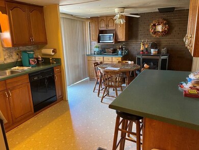 982 Batchelor Dr, Blacksburg, SC 29702 - photo 7