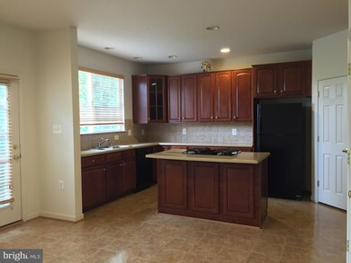 734 Sterling Dr, Winchester, VA 22601 - photo 4