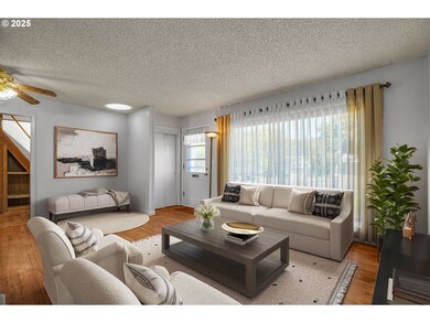 608 E Franklin St, Newberg, OR 97132 - photo 4