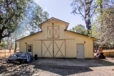 17 Barn
