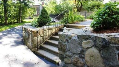 132 Acropolis Rd, Lowell, MA 01854 - photo 3