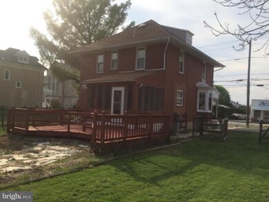 1104 Elizabeth Ave, Reading, PA 19605 - photo 3