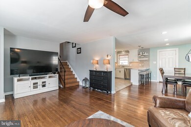 1112 Pinegrove Ave, Lansdale, PA 19446 - photo 3