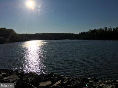 8252 Andrew Forest Way, Fairfax Station, VA 22039 - photo 2