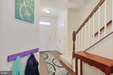 8161 Hollow Ct, Severn, MD 21144 - photo 3