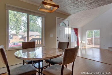 Dining Open To Living