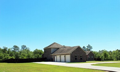 12244 E Pointe Dr, Picayune, MS 39466 - photo 2