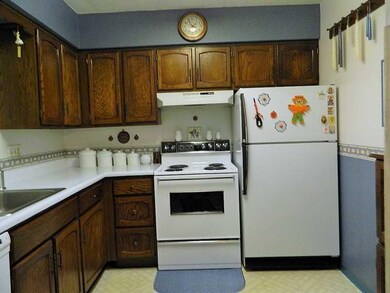 Kitchen. Plenty of Cabinets and counter space in t