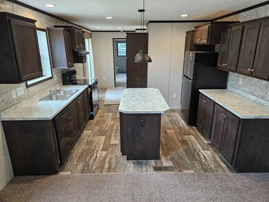 3 Krista Place, Claremont, NH 03743 - photo 2