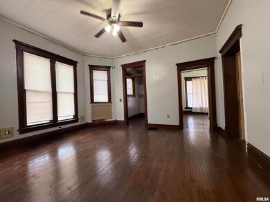 409 N Mcarthur St, Macomb, IL 61455 - photo 6