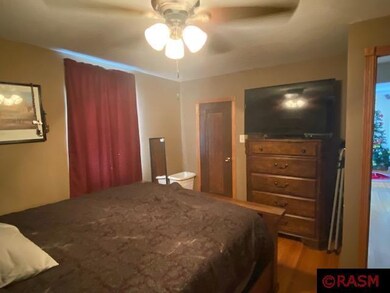 1112 S Jefferson St, New Ulm, MN 56073 - photo 7