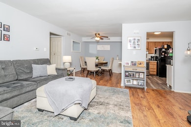 1707A Heatherstone Ct, Mount Laurel, NJ 08054 - photo 4