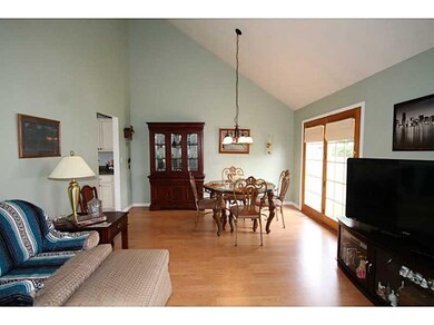 3362 Berkdale Dr, Columbus, IN 47203 - photo 4