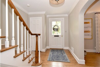 286 S Poplar Ave, Elmhurst, IL 60126 - photo 3