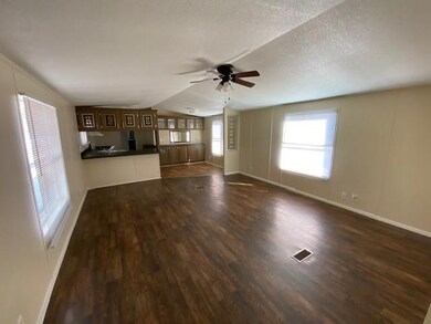 1620 E Reno Rd unit 17, Azle, TX 76020 - photo 2
