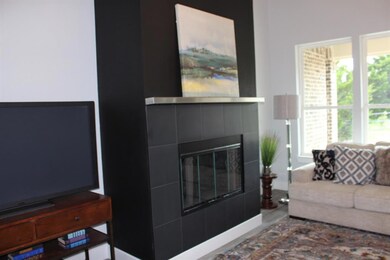 2901 Sunnyside Dr, Ennis, TX 75119 - photo 5