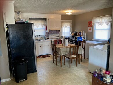 2247 Dellrose Dr, Hopewell, VA 23860 - photo 5