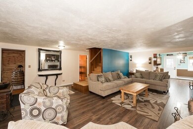 8310 Mansfield Ave, Burbank, IL 60459 - photo 5