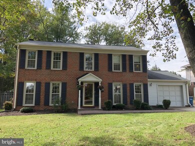 4818 Wakefield Chapel Rd, Annandale, VA 22003 - photo 2