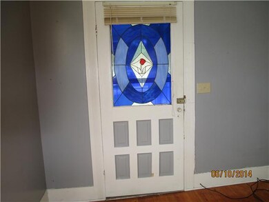LIVING ROOM DOOR