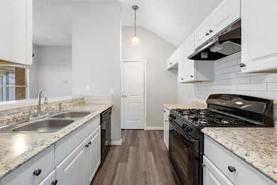 15810 Locust Grove Dr, Houston, TX 77095 - photo 7