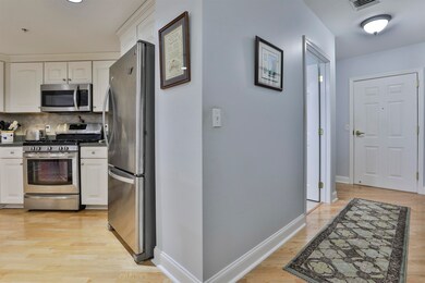 65 Hawthorne Dr unit 307, Bedford, NH 03110 - photo 4