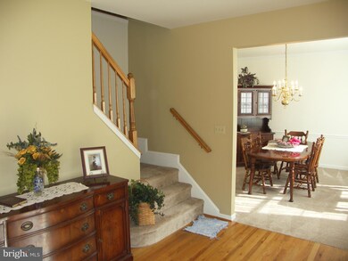 305 Apple Cross Rd, Harpers Ferry, WV 25425 - photo 4