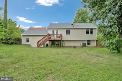 12703 Carlsbad Ct, Herndon, VA 20171 - photo 3