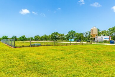 920 Avenue F N, Bay City, TX 77414 - photo 5