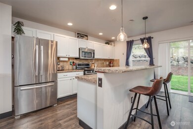 1138 Swan Loop, Dupont, WA 98327 - photo 7