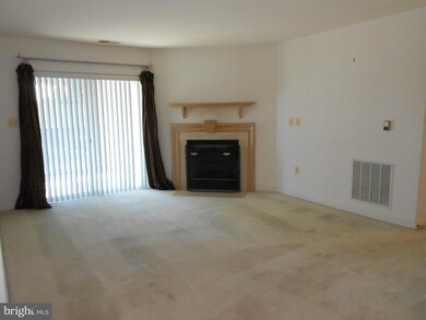31 Lambourne Rd unit 202, Towson, MD 21204 - photo 2