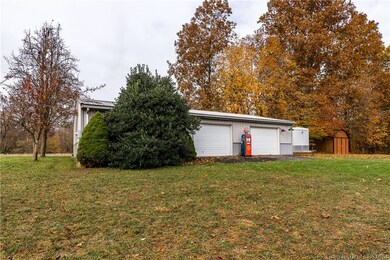 5509 Briarhill Dr, Floyds Knobs, IN 47119 - photo 7