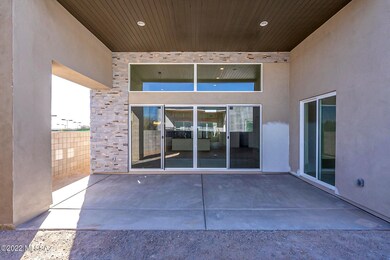Ventana Links Loop-53