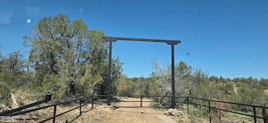 8200 W Rolling Ridge Rd, Ash Fork, AZ 86320 - photo 4