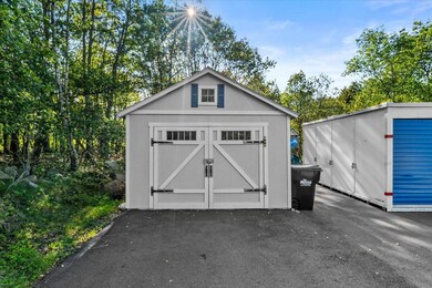 269 Russell Ct, Effort, PA 18330 - photo 4