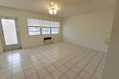 327 Camden N, West Palm Beach, FL 33417 - photo 2