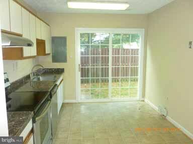 10503 Joyceton Dr, Upper Marlboro, MD 20774 - photo 5