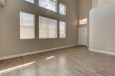 740 E Glenmere Dr-8