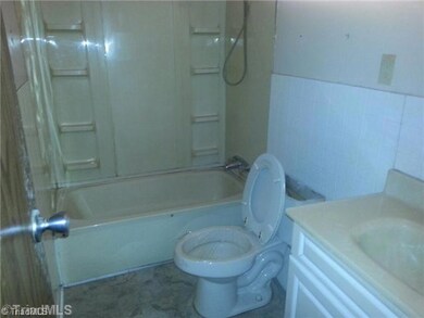 2806 Ellis Jeffries Rd, Burlington, NC 27217 - photo 7