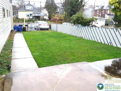 126 E Nesquehoning St, Easton, PA 18042 - photo 3