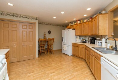 1134 S Goodrich St, Colfax, IA 50054 - photo 4
