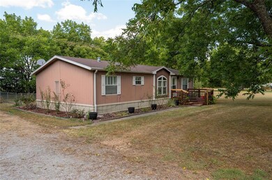 79 Pecan Orchard Rd, Denison, TX 75020 - photo 3