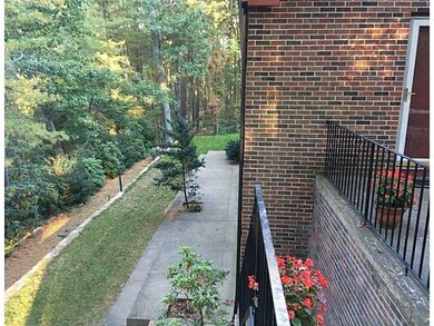 8 Hughes Dr, Greenville, RI 02828 - photo 7