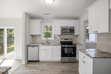 7 Buttonwood Ln unit 71, Whiting, NJ 08759 - photo 7